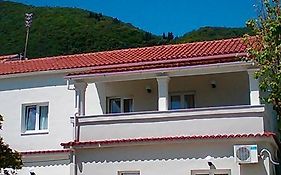Διαμερίσματα Γοργόνα